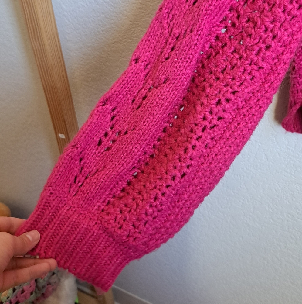 Alya Pink Knit Sweater Size Large - Picture 2 of 7